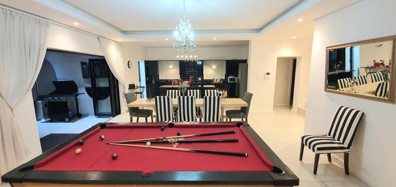 Villa Parisienne Modern Guest House Кейптаун Екстериор снимка