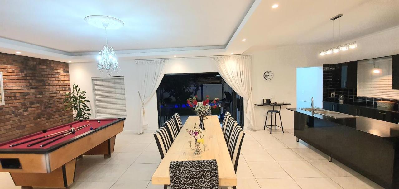 Villa Parisienne Modern Guest House Кейптаун Екстериор снимка